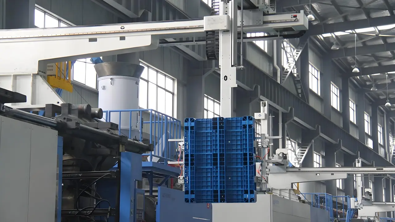 Plastic pallets production line
